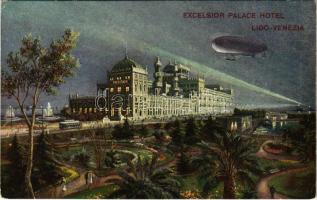 Lido-Venezia Excelsior Palace Hotel, Zeppelin / German airship over Venice