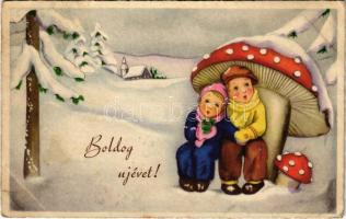 1941 Boldog Újévet! / New Year greeting art postcard with children sitting under a mushroom (fl)