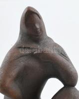 Szovjet anyácska, kerámia, fa talapzaton, jelzés nélkül, m: 30 cm