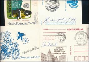 9 db bélyegtervező művész, grafikus aláírása általuk tervezett képeslapon: Dargay, Kass János, Eszes...