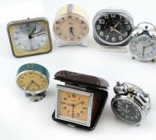 Vekker / ébresztőóra gyűjtemény, mechanikusan teljesen felújított, (Slava, Mom,) olajozva, perselyez...