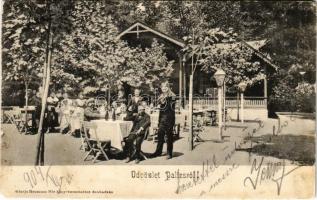 1904 Palics, Palic (Szabadka, Subotica); Vendéglő kertje hegedűssel / restaurant garden with violinist (EM)