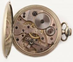 Junghans zsebóra. Fém tokos, plexi elszíneződött de egyébként szép, működő állapotban d: 50 mm