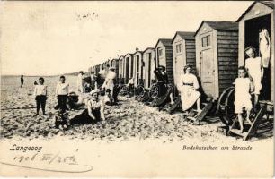 1906 Langeoog, Badekutschen am Strande / beach cabins