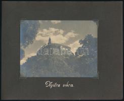 cca 1920-1940 Nyitra környékén készült képek (vár, folyó, búzaföld), 4 db fotó feliratozott albumlapokon, 15x11 cm