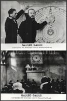 1968 ,,Galileo Galilei bolgár-olasz film jelenetei és szereplői, 13 db vintage produkciós filmfotó, a film illusztrált magyar plakátját külön tételben ld. a plakátok között, 18x24 cm