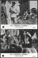 1966 ,,Az Angyal lesen című francia film jelenetei és szereplői (köztük Jean Marais főszereplő), 13 db vintage produkciós filmfotó, a film illusztrált magyar plakátját külön tételben ld. a plakátok között, 18x24 cm