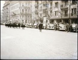 cca 1940 előtt készült felvételek Budapesten (városképek, műemlékek, privát felvételek, stb.), 19 db...