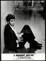 cca 1979 előtt készült külföldi filmek egy-egy jelenete, 11 db vintage produkciós filmfotó rabságban...