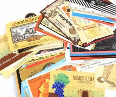 100 db magyar boroscímke