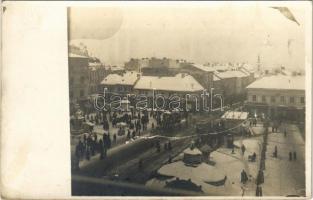 ~1910 Chernivtsi, Czernowitz, Cernauti, Csernyivci; Hauptstrasse, Erstes Wiener Warenhaus B. Baltinester / Main square in winter, Café Hotel Paris, shops, tram, market. photo