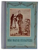 Kreilisheim György: Régi magyar fényképezés. Officina Képeskönyvek 34. Bp., 1941, Officina. Fekete-fehér képekkel illusztrálva. Félvászon-kötés, kopott, kissé sérült borítóval.