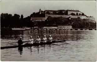 1906 Újvidék, Novi Sad, Pétervárad, Petrovaradin; evezős edzés a vár előtt / rowing training in front of the castle. photo