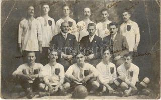 Kolozsvár, Cluj; Kolozsvári futball csapat / football club, football players. photo (EB)