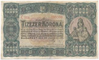 1923. 10.000K nyomdahely jelölés nélkül, C258 095500 T:III,III- restaurált / Hungary 1923. 10.000 Korona without printers mark C258 095500 C:F,VG restored Adamo K42/2