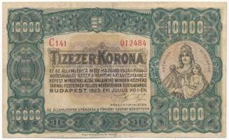 1923. 10.000K "Magyar Pénzjegynyomda Rt." jelöléssel, "C141 012484" T:III / Hungary 1923. 10.000 Korona "Magyar Pénzjegynyomda Rt." printer's mark "C141 012484" C:F Adamo K42/1