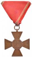 1939. Magyar Bronz Érdemkereszt bronz kitüntetés, eredeti mellszalagon T:1-,2 / Hungary 1939. Hungarian Bronze Merit Medal bronze decoration, with original ribbon C:AU,XF  NMK 389.