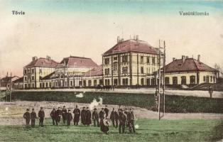 Tövis railway station