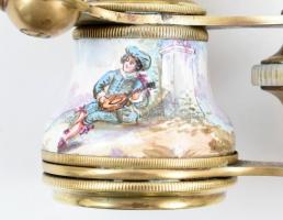 Színházi látcső, réz, barokk jelenetes zománc díszítéssel, a lencsék körül gyöngyház berakással. Kis...