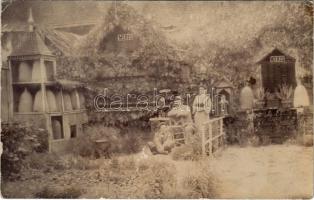 Hosszúaszó, Langenthal, Hosszuszeo, Valea Lunga; Derzsy Samu méhészete. Fröhlich Géza felvétele / apiary, beekeeping farm. photo (EK)