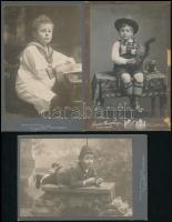 Cca. 1880 Bad-Langen Schwalban, Carl Roedel fényképész műtermében készült, kemény hátú vintage fotó, gyermekek. 14,5x10 cm (3db)
