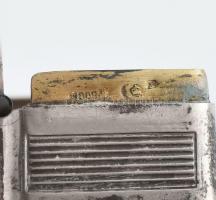 Ezüst (Ag) tubákos szelence, jelzett, 7,5x3,5x2,5cm, nettó: 79,5g