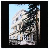 cca 1930 A Szentgotthárdi iskolaszanatóriumot bemutató 60 darabos érdekes üveg dia gyűjtemény, felir...