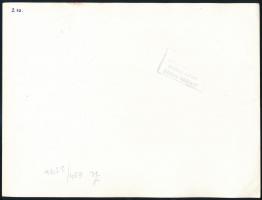 cca 1950-1960 Budapesti utcarészlet, Seidner Zoltán (1896-1960) (Magyar Foto), a hátoldalán pecsétte...