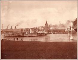 cca 1900 Bécs, Rudolf főherceg-híd és a Saturnus gőzhajó, keményhátú fotó, karton sarka hiányos, fot...