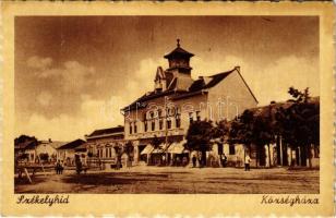 Székelyhíd, Sacueni; Községháza, üzletek / town hall, shops