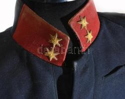 k.u.k. 1906M gyalogos tiszti zubbony (blúz) főhadnagyi rendfokozat jelzéssel, kissé sérült / Austro-...