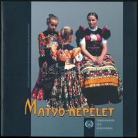 Vegyes katalógus tétel, 4 db: 
Oszmán-török hímzések. Eger, 1990., Dobó István Múzeum.;
Palóc népm...