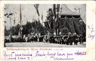 1898 (Vorläufer) Wien, Vienna, Bécs; Huldigungsfestzug der Wiener Schulkinder. Foto Heydenhauss & Robert (EK)