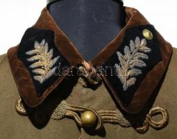 M. kir. honv. 1927M honvéd tiszti pelerin. Honvéd vezérfőtörzsorvosé. Megkímélt, jó állapotban. / Of...