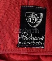 M. kir. honv. 1941M honvéd tábornoki köpeny, vezérőrnagyi rendfokozati jelzéssel, hozzá szörmegallér...