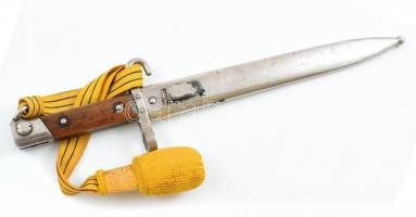 k.u.k. 1895M Mannlicher tiszti szurony, 1916 előtti nikkelezett kivitel altiszti szuronybojttal. Jel...