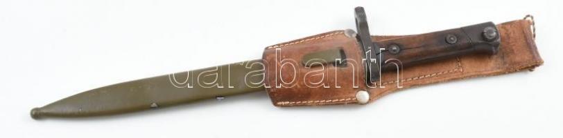 M. kir. honv. 1995M/1931M célzótüskés legénységi szurony, utánfestett hüvellyel, szuronypapuccsal / ...