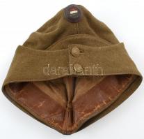 1949 Tábori sapka (átmeneti állapot) Rákosi címeres gombokkal, Bélésén pecséttel: Egyenruhaipari NV:...