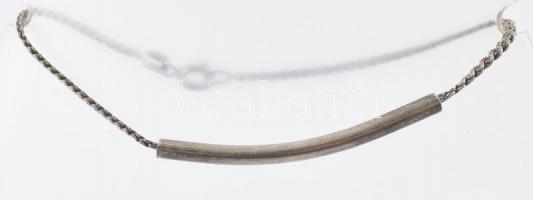 Ezüst (Ag) karkötő, jelzett 3,9 g 18 cm