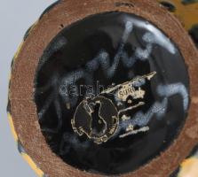 Gorka Lívia mázas sárga fekete váza kézzel festett jelzett száján lepattanással 28cm