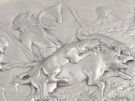 Etain, vadászjelenetes ón tál. Jelzett 40x30 cm