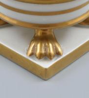 Herendi porcelán váza aranyozott díszítéssel kézzel festett jelzett minimális kopással 10 cm