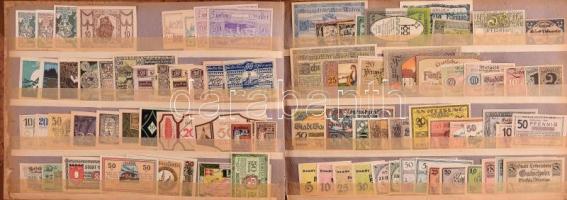 ~1250db-os, tartalmas, rendezett német és osztrák városi szükségpénz gyűjtemény dekoratív, kopottas ...