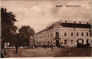 Ruttka, Vrútky; Korona szálloda, Varjassy László üzlete. Vasúti levelezőlapárusítás 1438. / hotel, shops