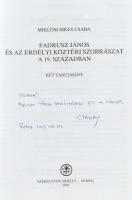 Miklósi-Sikes Csaba: Fadrusz János és az erdélyi köztéri szobrászat a 19. században. A szerző, Miklósi-Sikes Csaba (1947-) erdélyi magyar népművelő, újságíró által Sümegi György (1947-) művészettörténésznek dedikált példány! Székelyudvarhely-Sümeg, 2003, Haáz Rezső Alapítvány. Fekete-fehér képekkel illusztrált. Kiadói papírkötés.