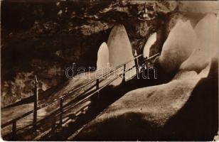 Dobsina, Dobschau; Dobsinská ladová jaskyna / Dobschauer Eishöhle / Dobsinai jégbarlang, belső, &quot;Elefánt ormány&quot; / ice cave, interior (EM)