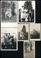 1930-1931-1975 Dienes István (1929-1995) régész gyerekként, 3 db eredeti fotó és az azokról készült modern nagyítás, a hátoldalakon jegyzettel, Dienes István hagyatékából, a sarkokon kis törésnyomokkal, 14x9 cm és 9x6 cm közötti méretben