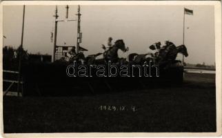 1929 Budapest IV. Káposztásmegyer, lóverseny / Hungarian horse race. Faragó (Újpest) photo (EK)