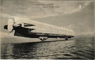 Zeppelins Luftschiff, Landung auf dem Wasser (EK)