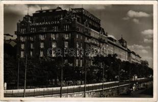 Budapest V. Dunapalota szálloda, villamos (fl)